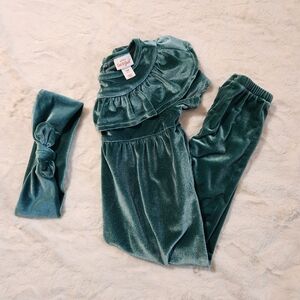 Cat & Jack 2 Piece Velour Jumpsuit Onesie & Headband, Emerald Green, 18 Months